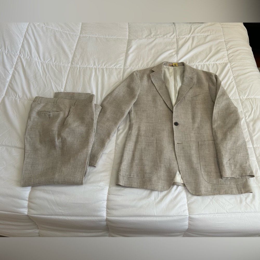 Suitsupply pure linen tan check suit 42R